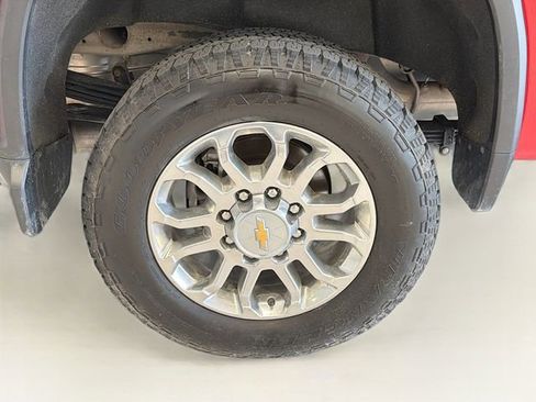 Used 2024 Chevrolet Silverado 2500 LTZ w/ LTZ Premium Package AWD/4WD image 26