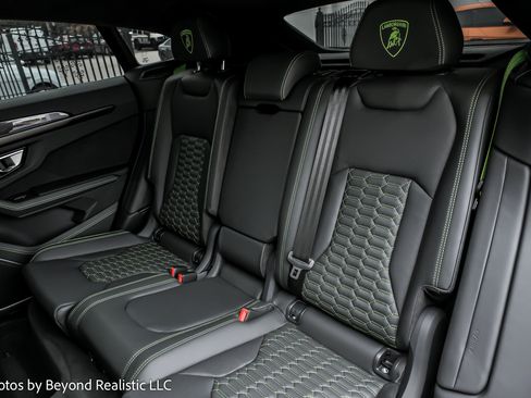 Used 2024 Lamborghini Urus S image 28