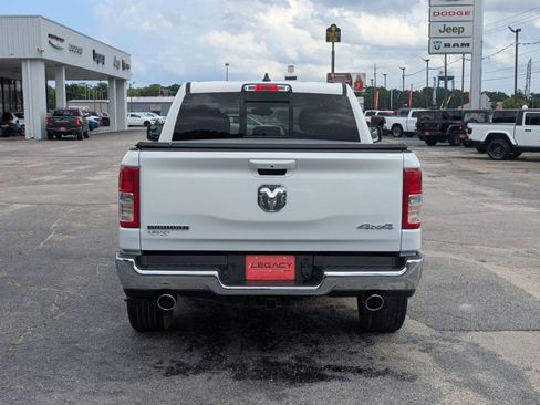 Used 2022 RAM 1500 Big Horn AWD/4WD image 6