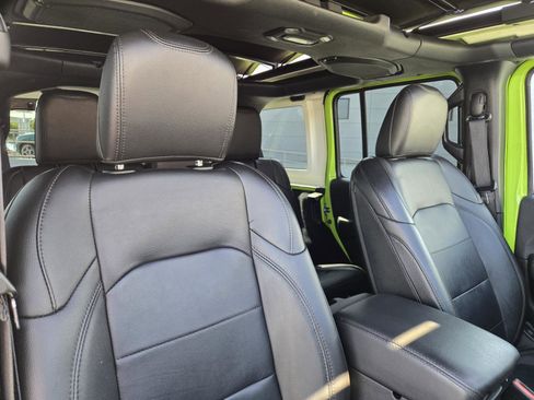 Certified 2021 Jeep Wrangler Unlimited Sahara image 36