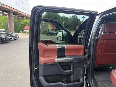 Used 2022 Ford F250 Platinum AWD/4WD image 19
