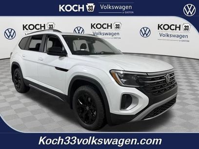 New 2026 Volkswagen Atlas Peak Edition