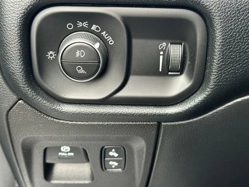Used 2021 RAM 1500 Big Horn AWD/4WD image 21