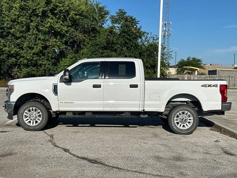 Used 2019 Ford F250 XLT w/ XLT Value Package AWD/4WD image 2