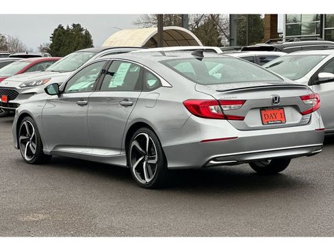 Used 2022 Honda Accord Sport image 8