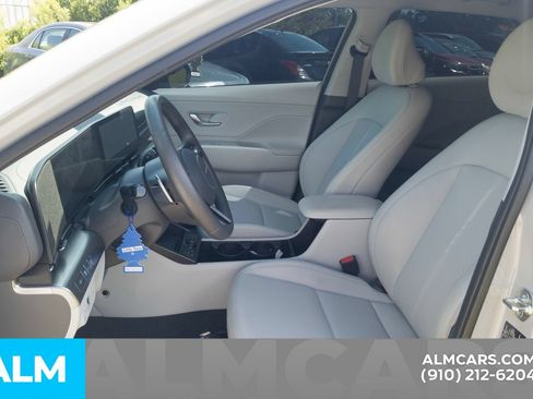 Used 2024 Hyundai Kona Limited FWD image 7