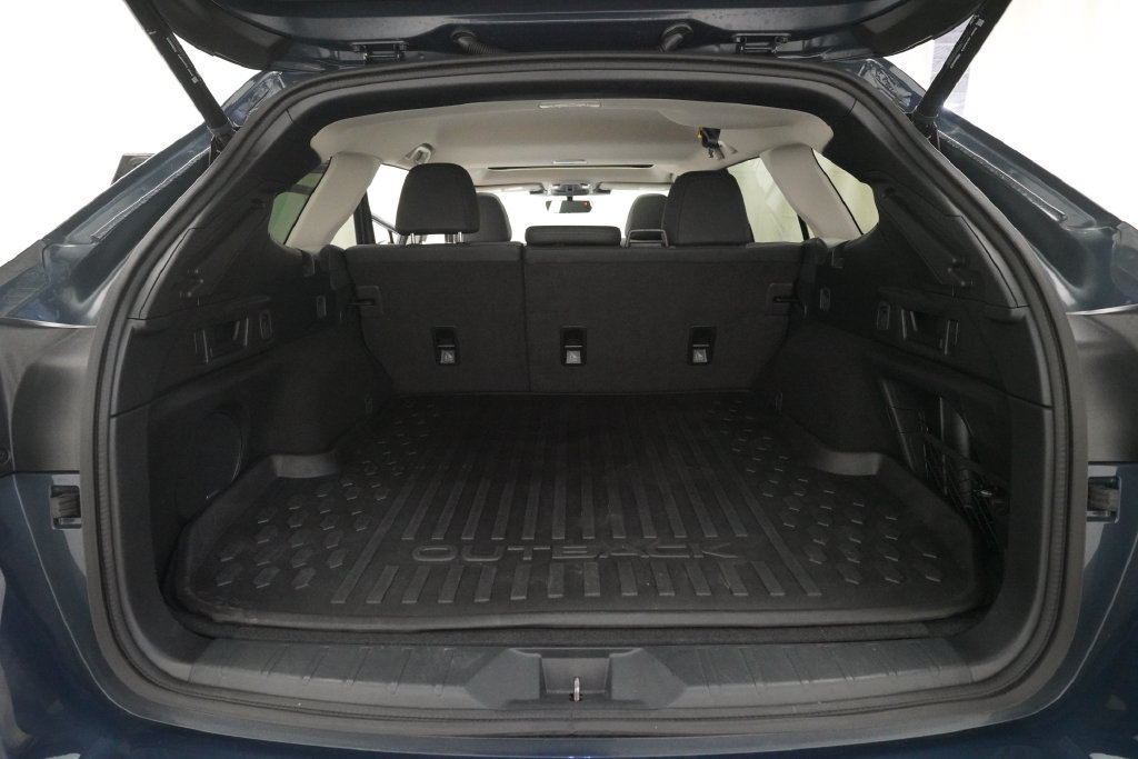 Used 2024 Subaru Outback Onyx Edition AWD/4WD image 10