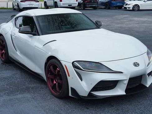 Used 2021 Toyota Supra w/ Safety & Technology Package RWD image 18