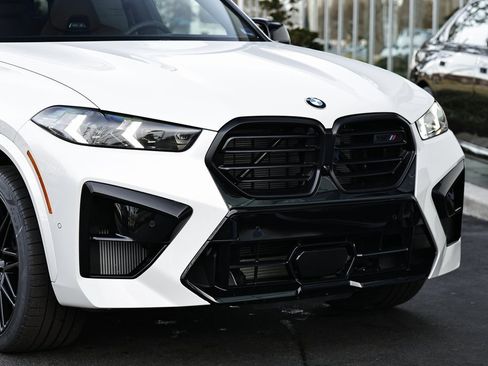 New 2026 BMW X5 M Competition w/ Executive Package image 2