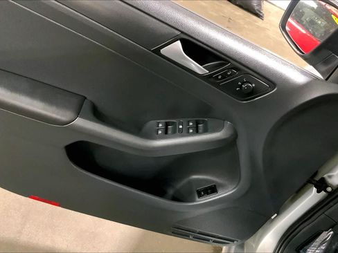 Used 2014 Volkswagen Jetta S FWD image 36