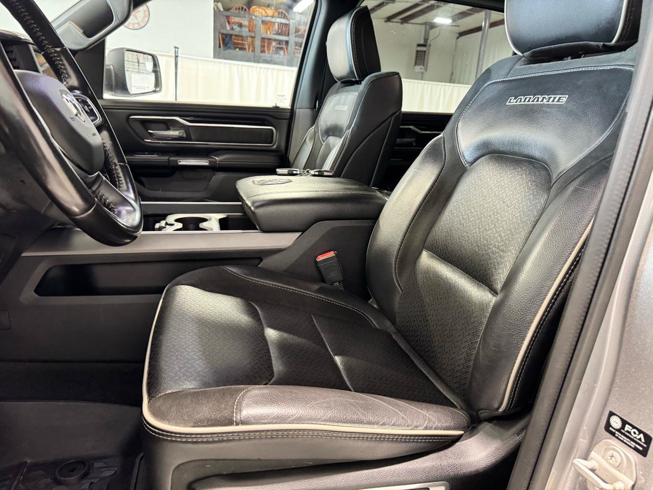 Used 2021 RAM 1500 Laramie w/ Sport Appearance Package AWD/4WD image 23