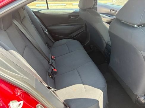Used 2022 Toyota Corolla LE FWD image 26