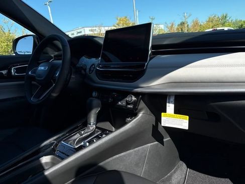New 2026 Jeep Compass Limited AWD/4WD image 24