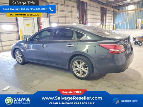 Used 2013 Nissan Altima 2.5 SV FWD image 3