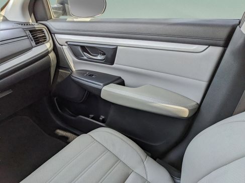 Used 2019 Honda CR-V LX image 20