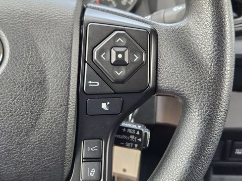 Used 2022 Toyota Tacoma SR RWD image 28