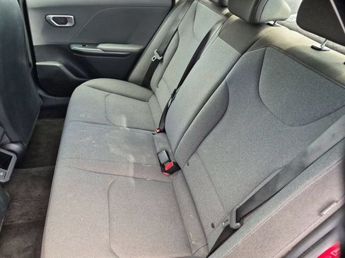 Used 2025 Kia K4 FWD image 27