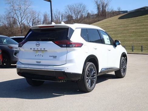 New 2026 Nissan Rogue Platinum w/ Tech Package AWD/4WD image 5