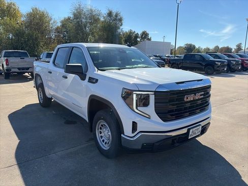 New 2026 GMC Sierra 1500 Pro w/ Pro Value Package image 8