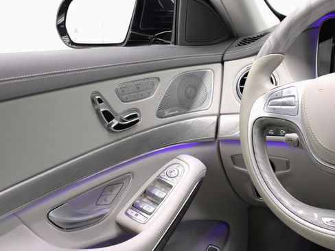 Used 2015 Mercedes-Benz S 550 Sedan image 53