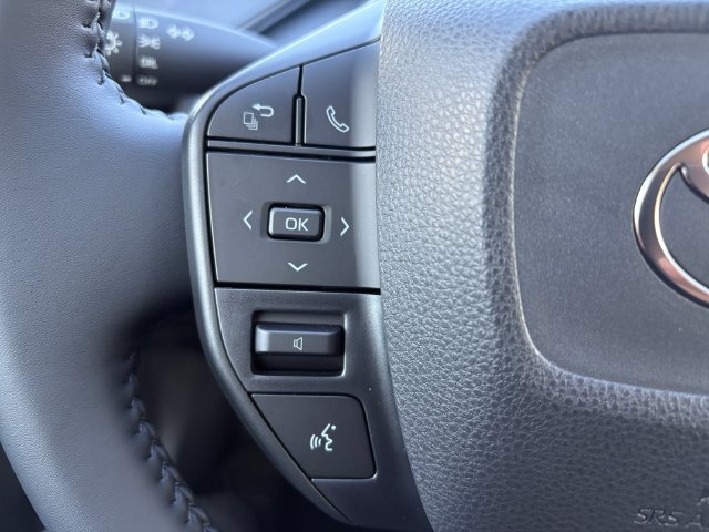 New 2027 Toyota Prius LE FWD image 27