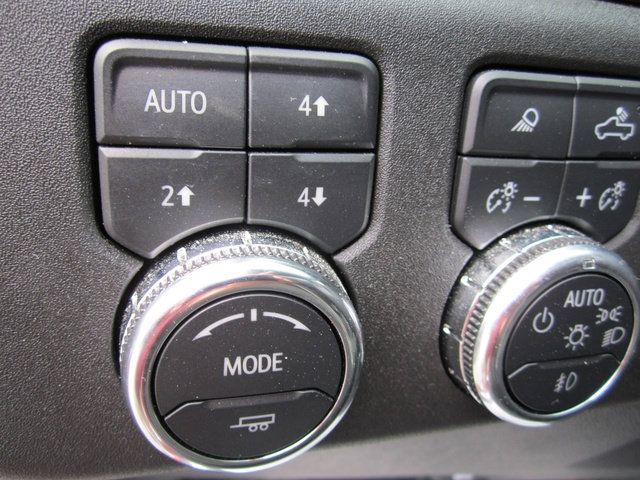 Used 2025 GMC Sierra 3500 SLE w/ SLE Convenience Package AWD/4WD image 12