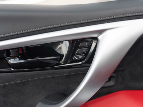 Used 2018 Acura NSX AWD/4WD image 12