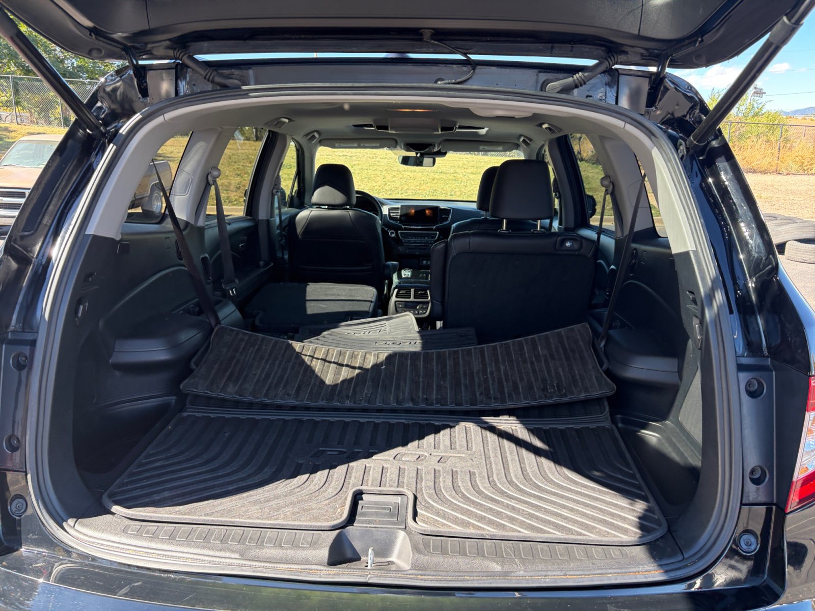 Used 2020 Honda Pilot Touring image 32