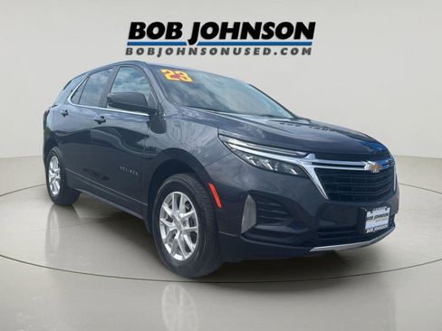 Used 2023 Chevrolet Equinox LT AWD/4WD image 1