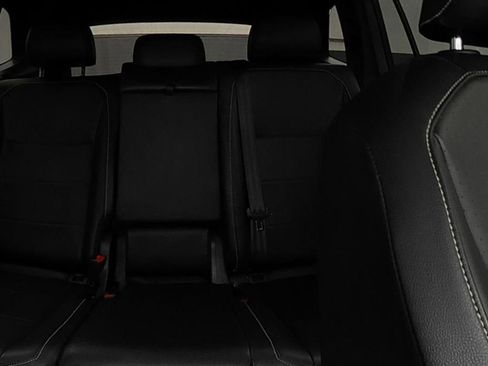 Used 2021 Volkswagen Tiguan SE R-Line image 22