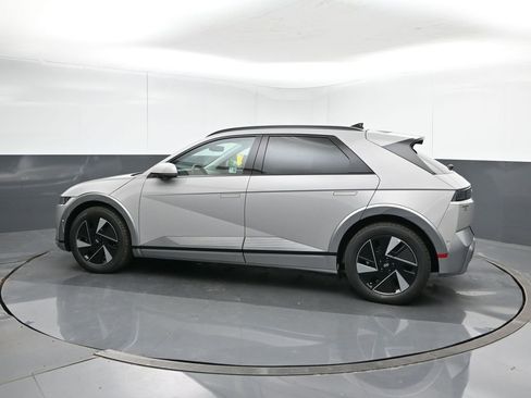 New 2026 Hyundai Ioniq 5 Limited image 3