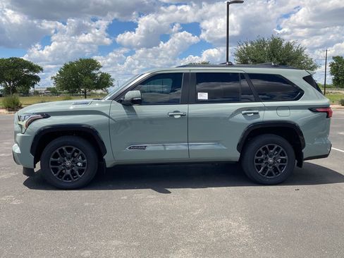 New 2026 Toyota Sequoia Platinum AWD/4WD image 8