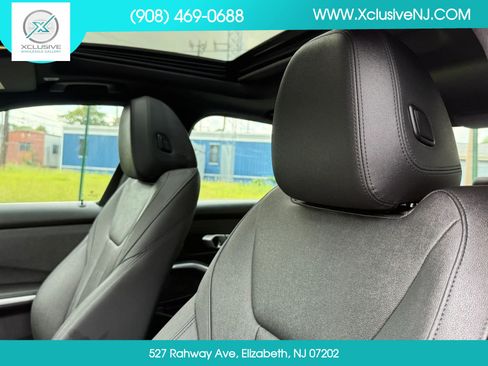 Used 2021 BMW 330i xDrive Sedan w/ Convenience Package AWD/4WD image 10