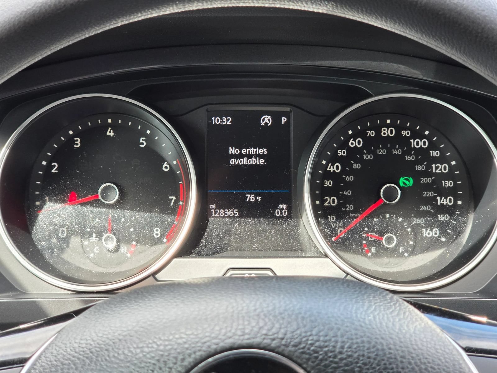 Used 2018 Volkswagen Tiguan S FWD image 11