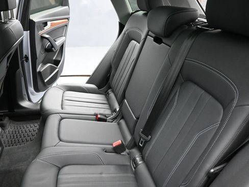 Used 2023 Audi Q5 2.0T Premium Plus image 15