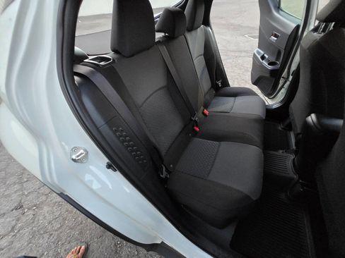 Used 2021 Toyota C-HR LE image 31