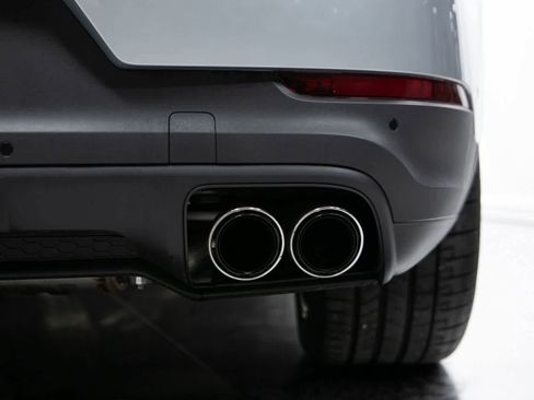 Used 2025 Porsche Cayenne S AWD/4WD image 39