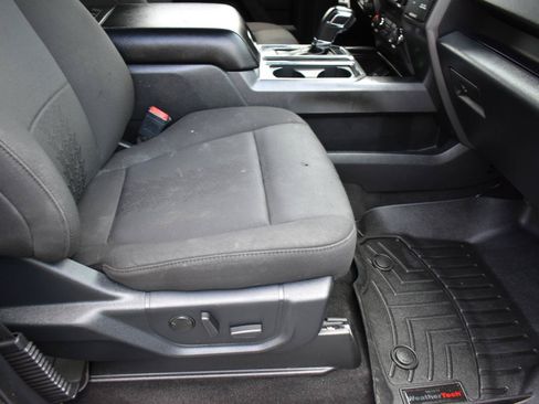 Used 2020 Ford F150 XLT w/ Equipment Group 302A Luxury RWD image 29