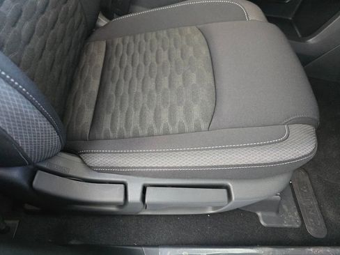 New 2025 Nissan Pathfinder SV w/ SV Premium Package image 24