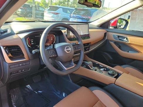 New 2026 Nissan Rogue Platinum w/ Platinum Premium Package AWD/4WD image 18