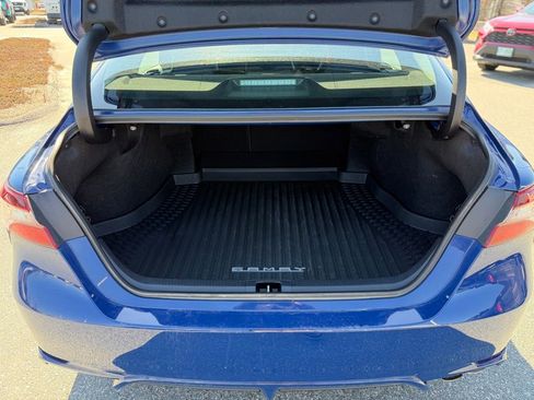 Used 2024 Toyota Camry SE w/ Cold Weather Package image 5