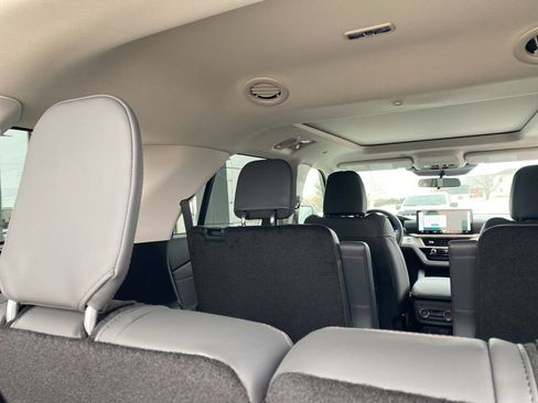 New 2026 Ford Explorer Active w/ Active Comfort Package image 14