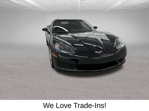 Used 2009 Chevrolet Corvette Coupe RWD image 3