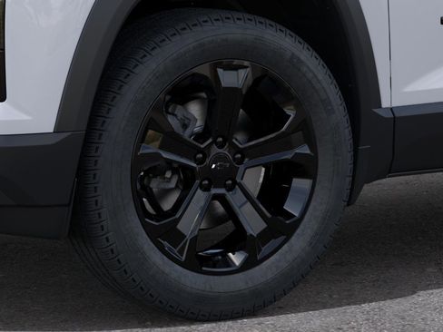New 2026 Chevrolet Equinox LT FWD image 17