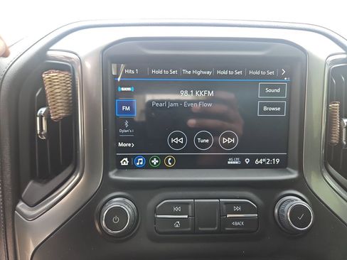 Used 2022 Chevrolet Silverado 1500 LT AWD/4WD image 20
