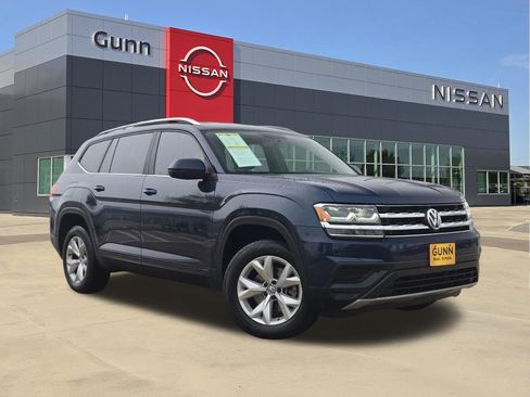 Used 2018 Volkswagen Atlas S image 1