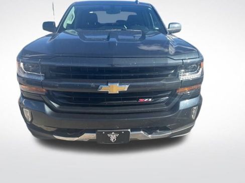 Used 2017 Chevrolet Silverado 1500 LT w/ All Star Edition image 3