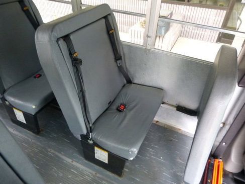 Used 2007 Chevrolet Express 3500 w/ School Bus Package image 26