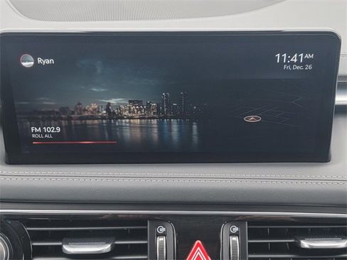 Used 2022 Genesis G70 2.0T w/ Prestige Package image 19