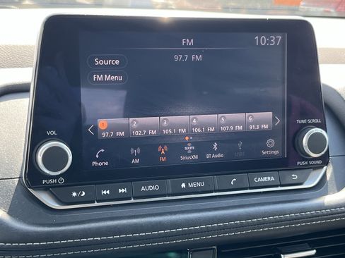 Used 2022 Nissan Rogue SV AWD/4WD image 31